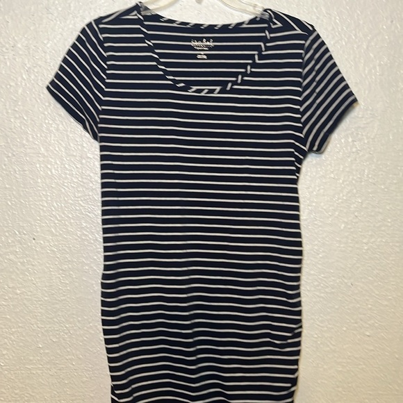 Isabel maternity, blue and white striped short sleeved dress size medium - Picture 2 of 8